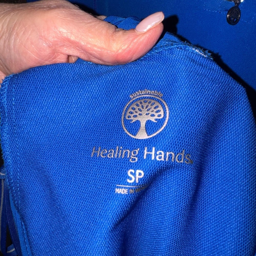 Royal BLUE 360 HEALING HANDS SCRUBS 
SMALL PETITE